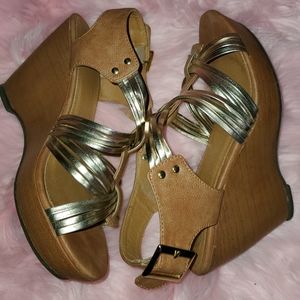 Sm New york wedges
